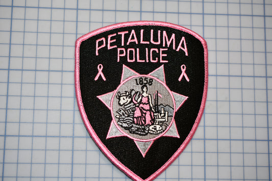 a patch that says petalumaa police on it