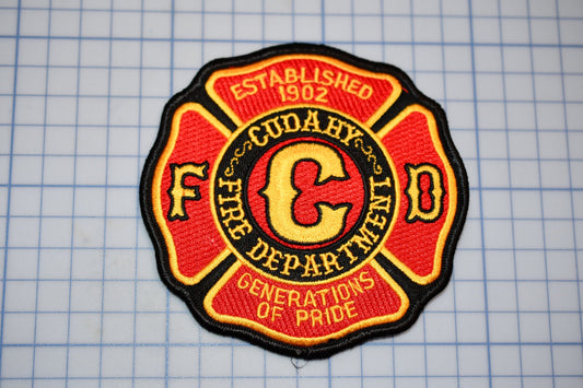 Cudahy Wisconsin Fire Department Patch (B29-356)