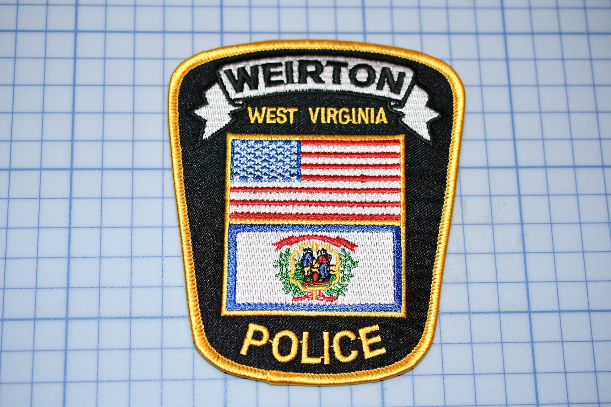 Weirton West Virginia Police Patch (S4-288)