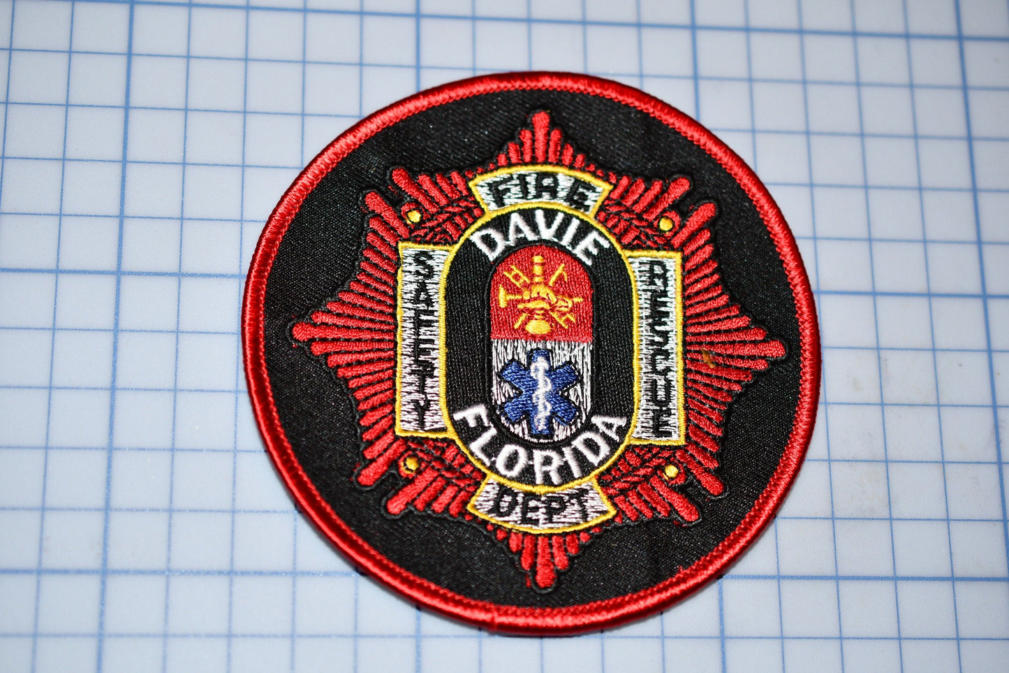 Davie Florida Fire Department Patch (S3-267)